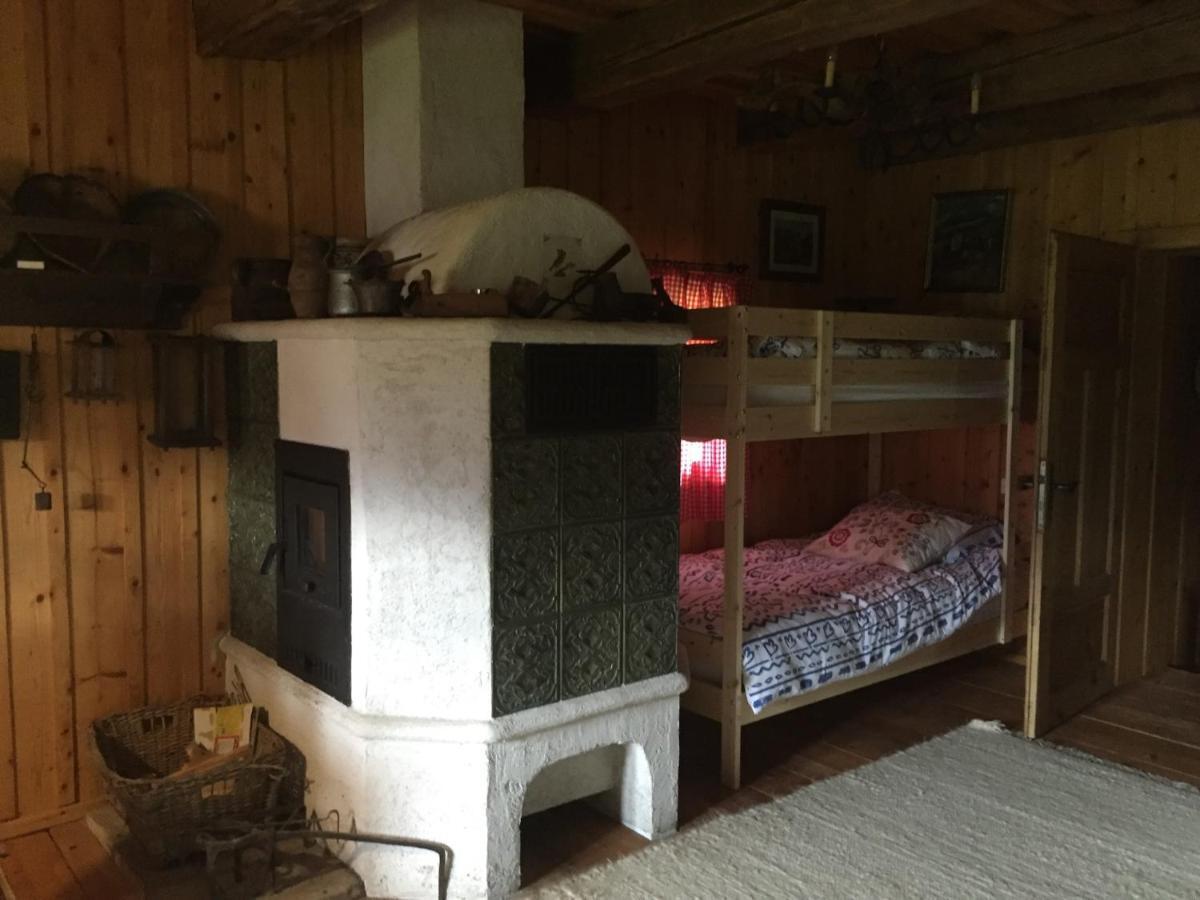 Cozy Log Cabin near Faaker See Ledenitzen Buitenkant foto