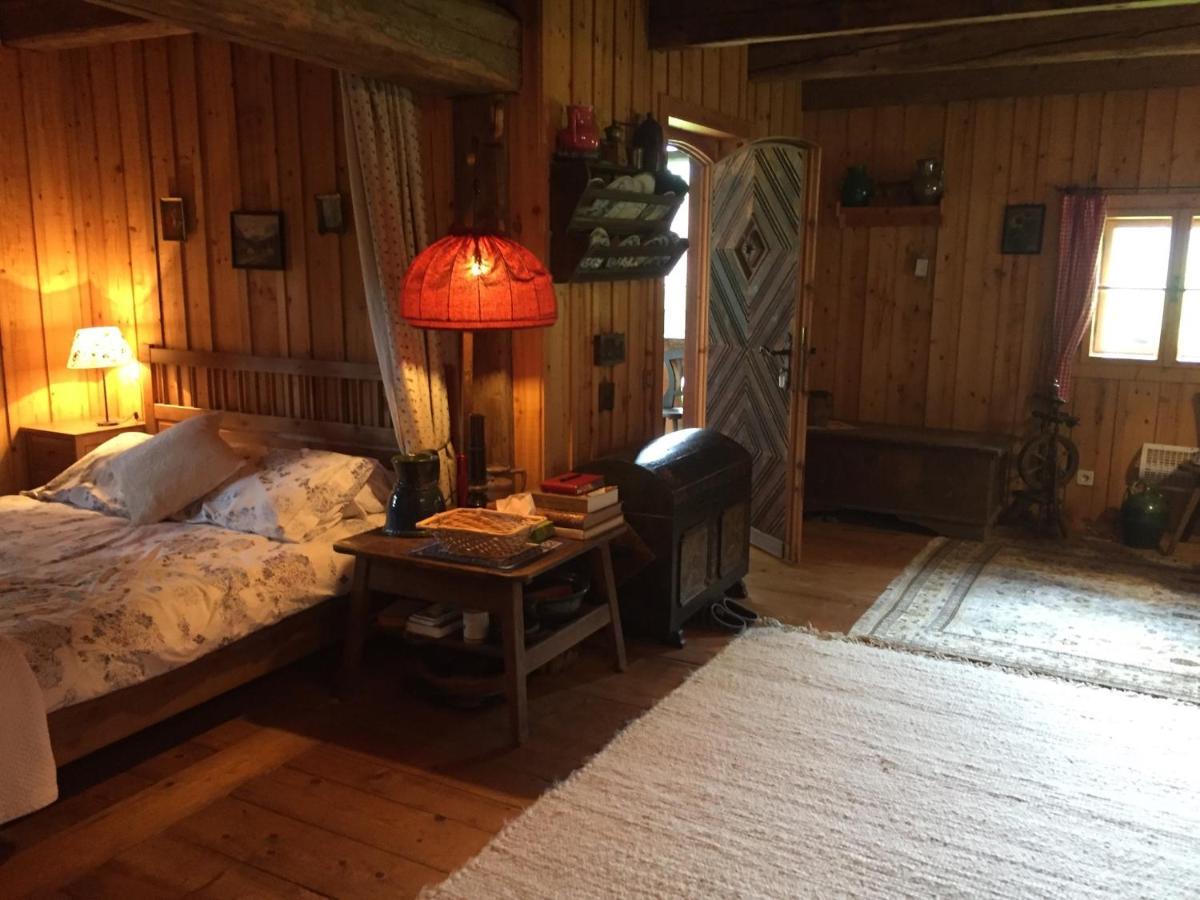 Cozy Log Cabin near Faaker See Ledenitzen Buitenkant foto